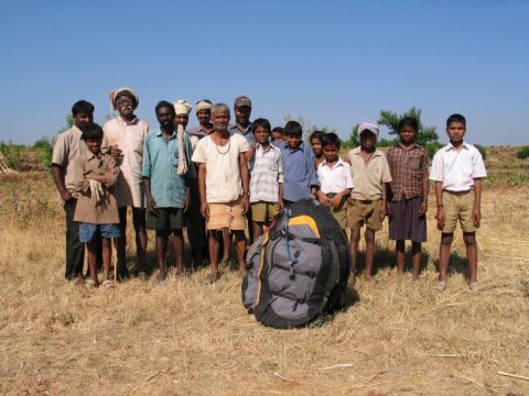 Stefans Packsack mit Brunnenbergbewohnern